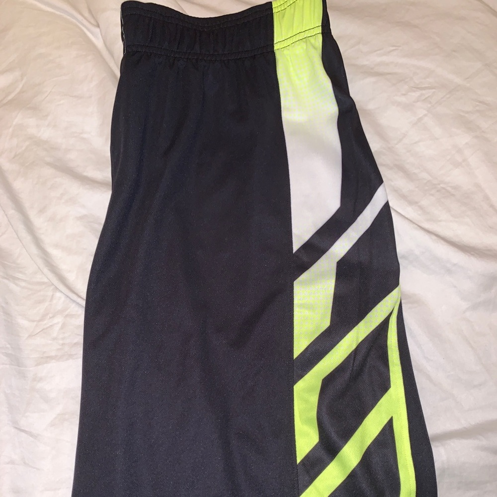 MENS under armour basketball shorts